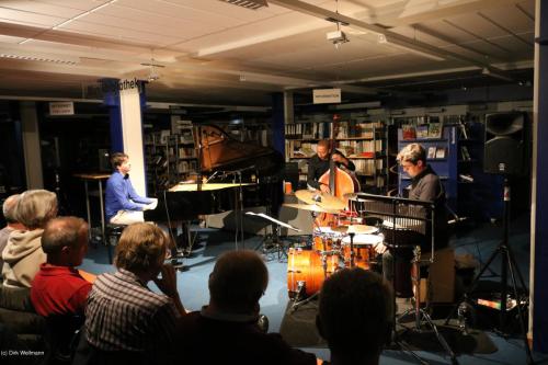Jazz in der Buecherei mit Triosence 28.10.2022